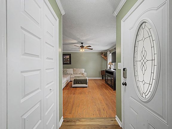 2nd image of 109 Lee Dr