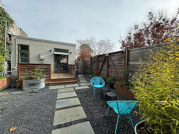 2nd image of 2362 San Pablo Ave #2364
