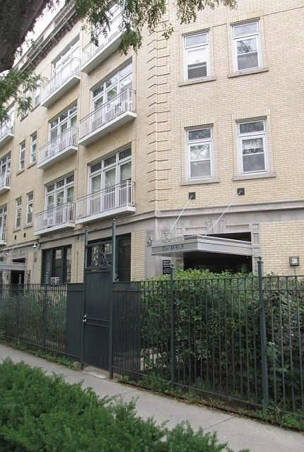 1st image of 1209 W Pratt Blvd APT 1