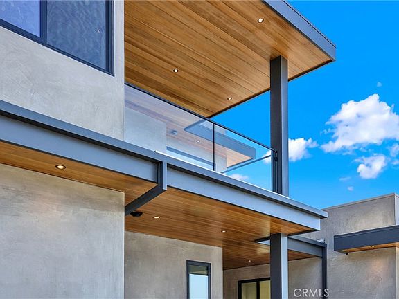 2nd image of 408 Presidio