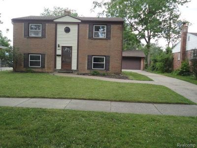 2922 Grange Rd, Trenton, MI, 48183
