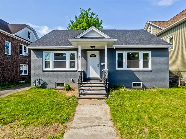 46 Knollwood St, Springfield, MA 01104