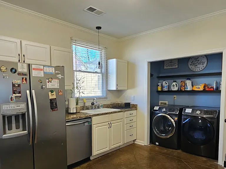 3673 Kearney Ave — Photo 5