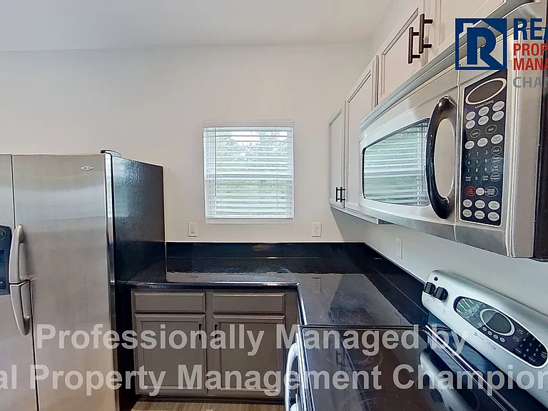 709 Elton Ave #1 — Photo 15