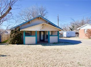407 N 3rd St, Weatherford, OK 73096
