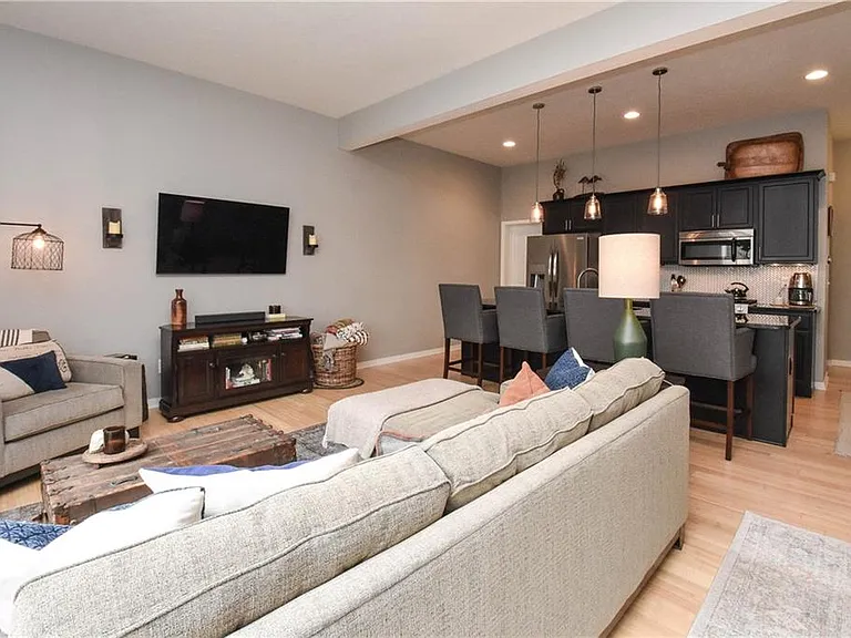 5735 Bridge Ave — Photo 8