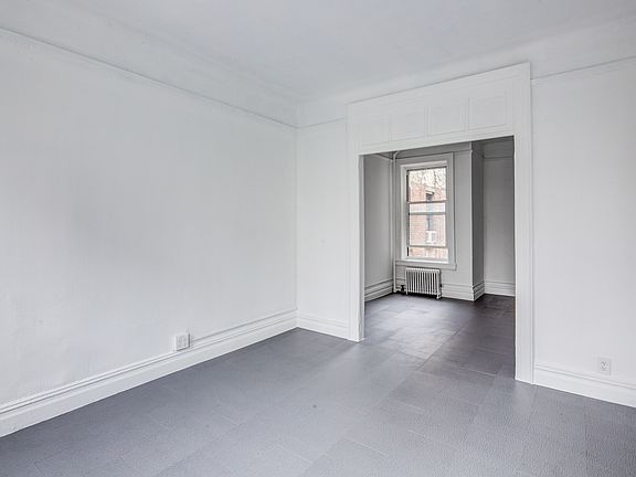 2nd image of 3024 31st St APT 2