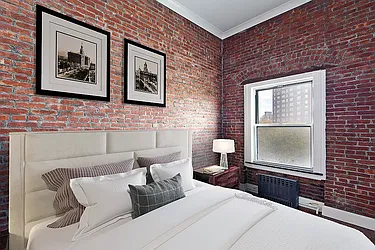 Rented by R New York