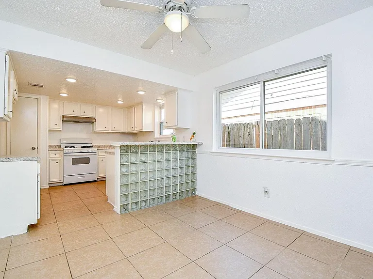 7203 Santa Rita Dr — Photo 12
