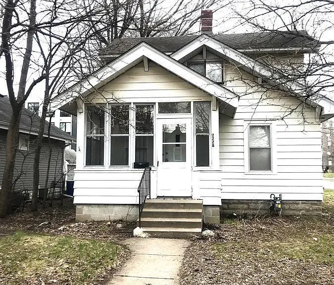 2228 Madison St NE — Photo 1