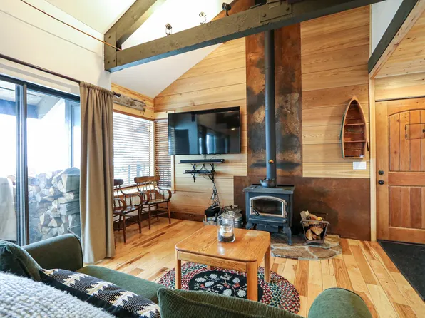 (undisclosed Address), Mammoth Lakes, CA 93546