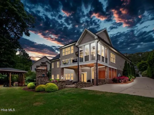 233 Hein Drive, Clayton, NC 27527