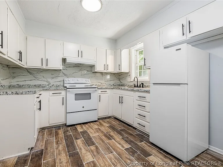 2436 Bragg Blvd — Photo 17