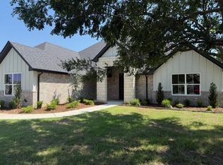 2292 NW 34th St, Newcastle, OK 73065