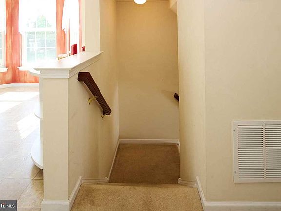 5th image of 160 Amberleigh Ln