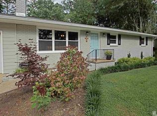 3130 7th Street Dr NE, Hickory, NC 28601