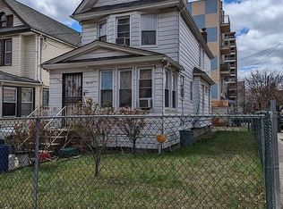 8902 171st St, Jamaica, NY