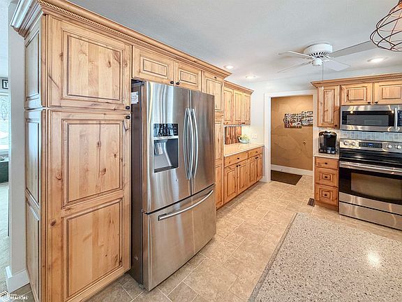 5th image of 1663 Dorell Dr