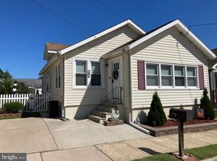 24 Coolidge Ave, Hamilton, NJ 08619
