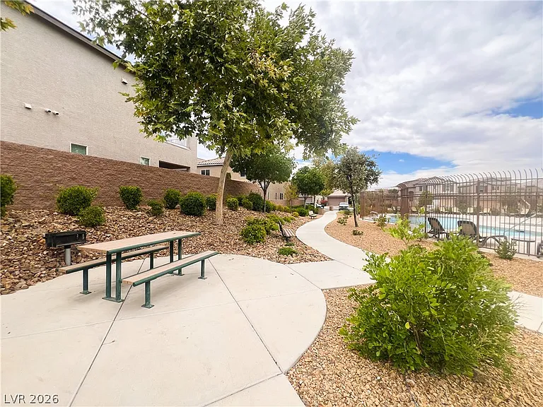 6423 Pochman Mesa St — Photo 92