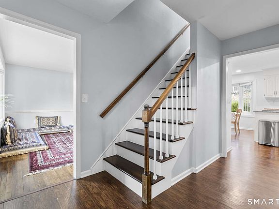 5th image of 32 Macmath Drive