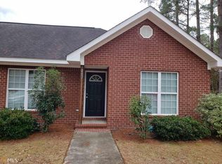 408 Crossway Cottages Ln #B, Statesboro, GA 30458