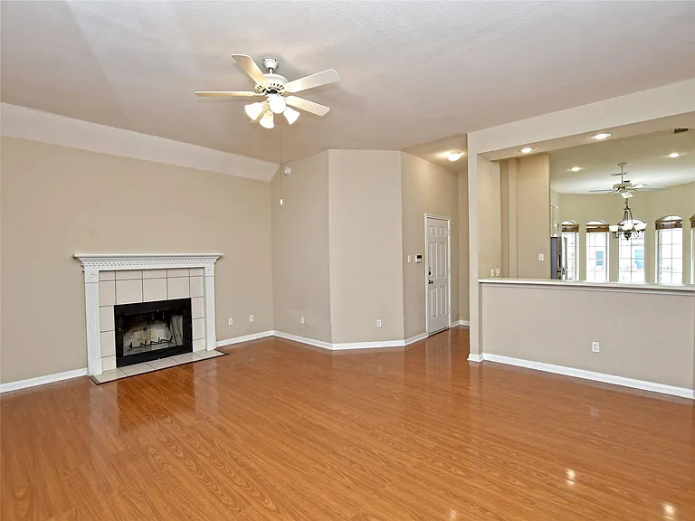 13220 Villa Park Dr — Photo 11