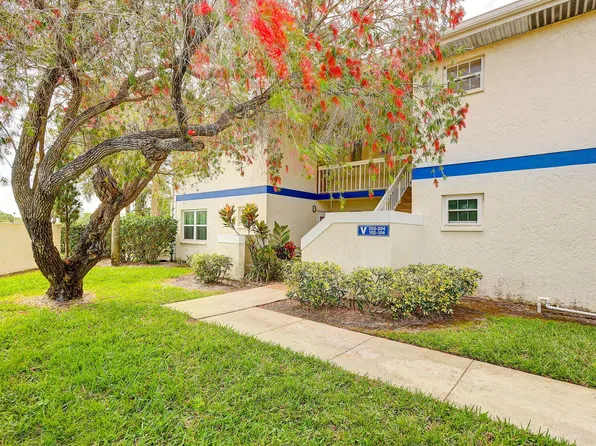 1503 SE Royal Green Circle #204, Port St Lucie, FL 34952