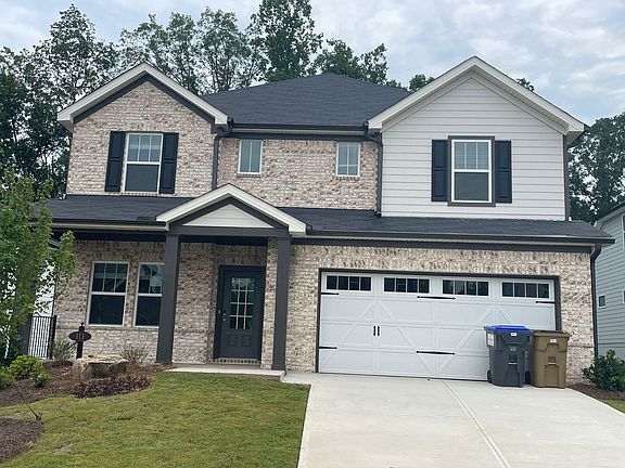 2nd image of 111 Longleaf St