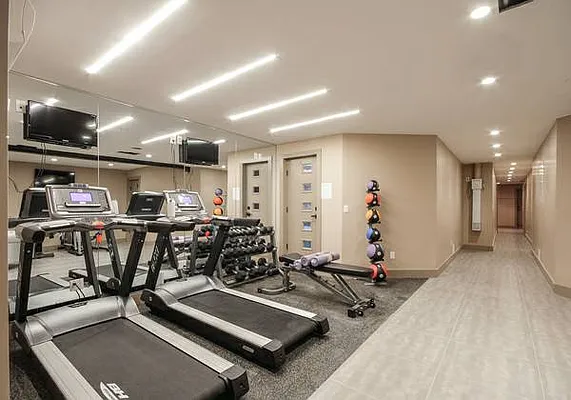 Rented by Evergreen Apartments BK | media 76