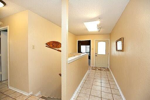3rd image of 1126 Jungle Dr