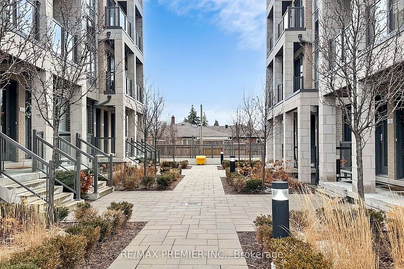 Toronto Townhouse for rent - 1 Bedroom — photo 2