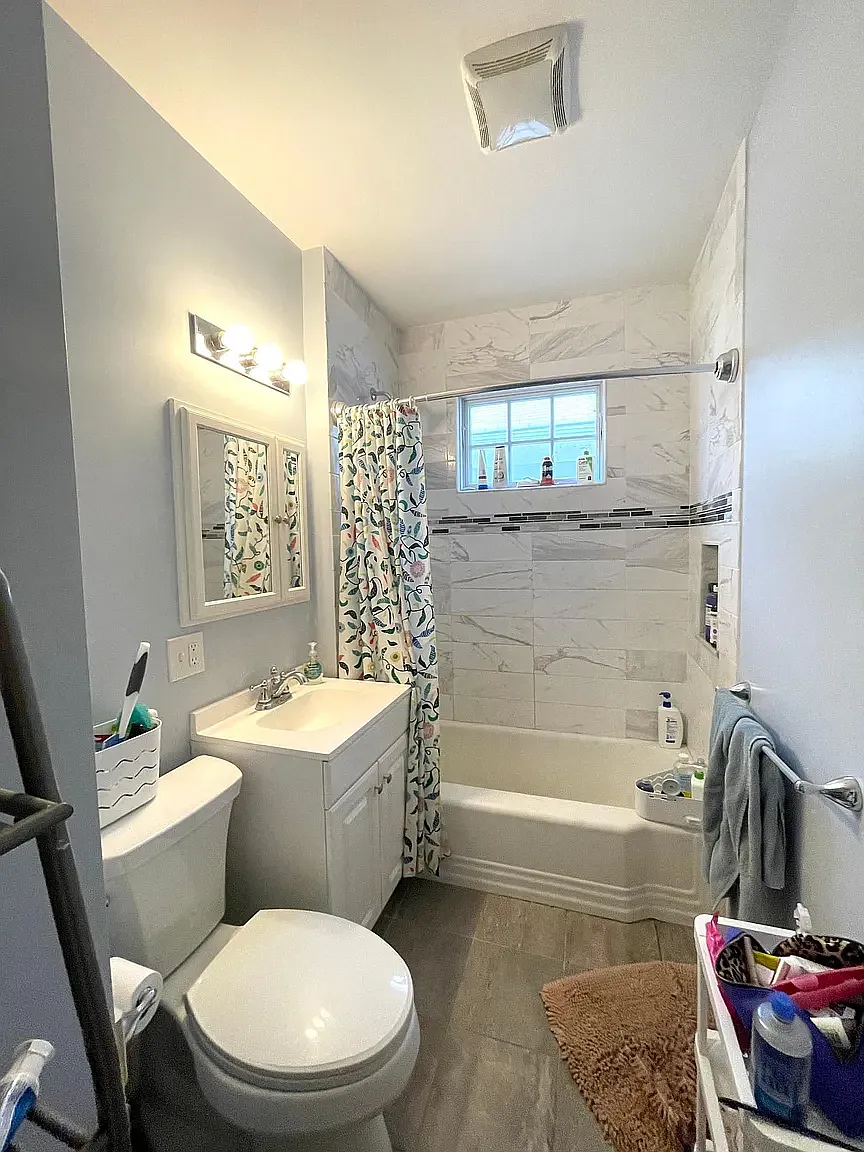 6 bed, $8,100 — Photo 2