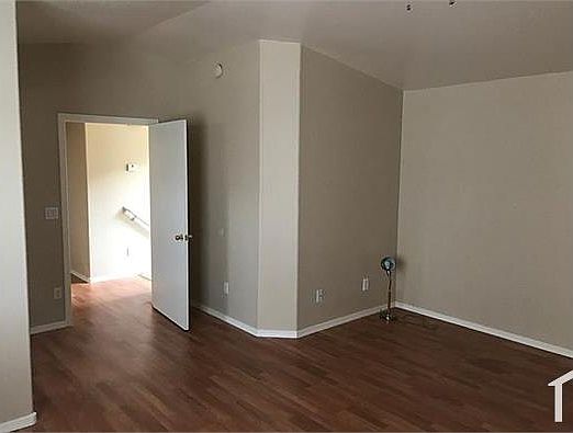 2nd image of 3717 W Oregon Ave