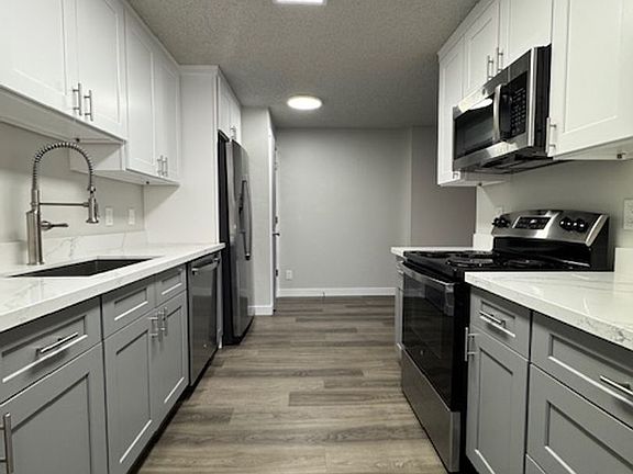 2nd image of 1501 California Ave SW APT 206
