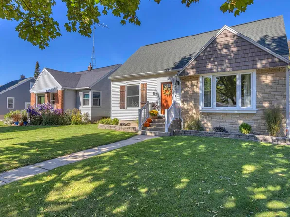 377 E 10th St, Fond Du Lac, WI 54935