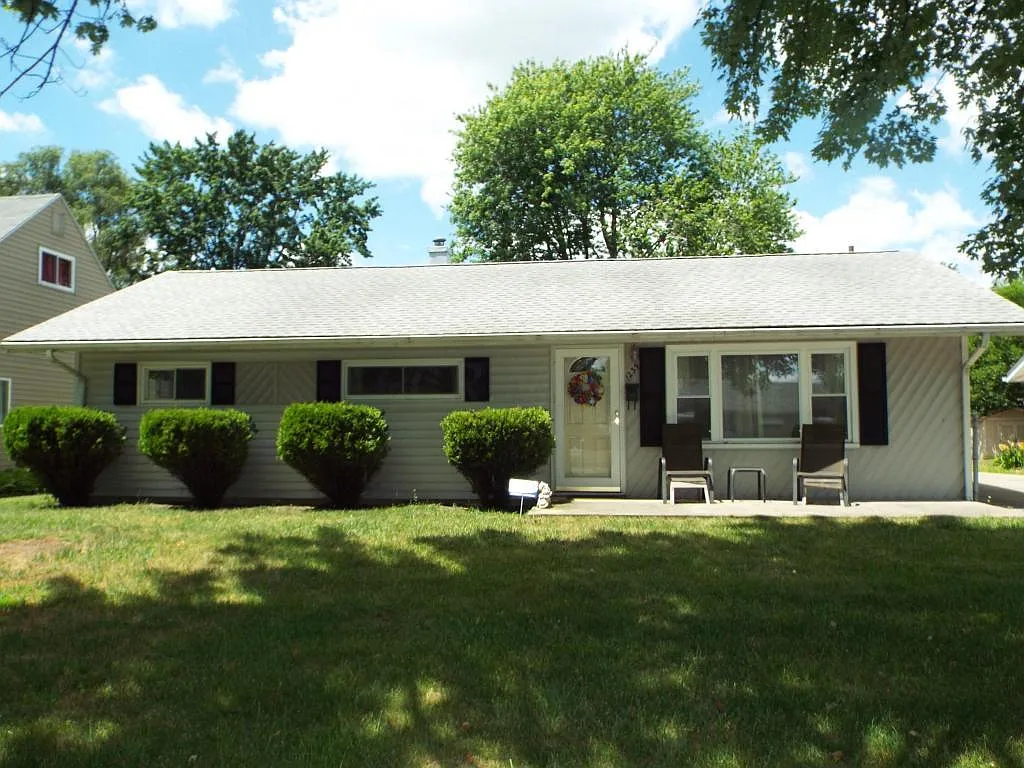 1239 Elderwood Ave photo 1