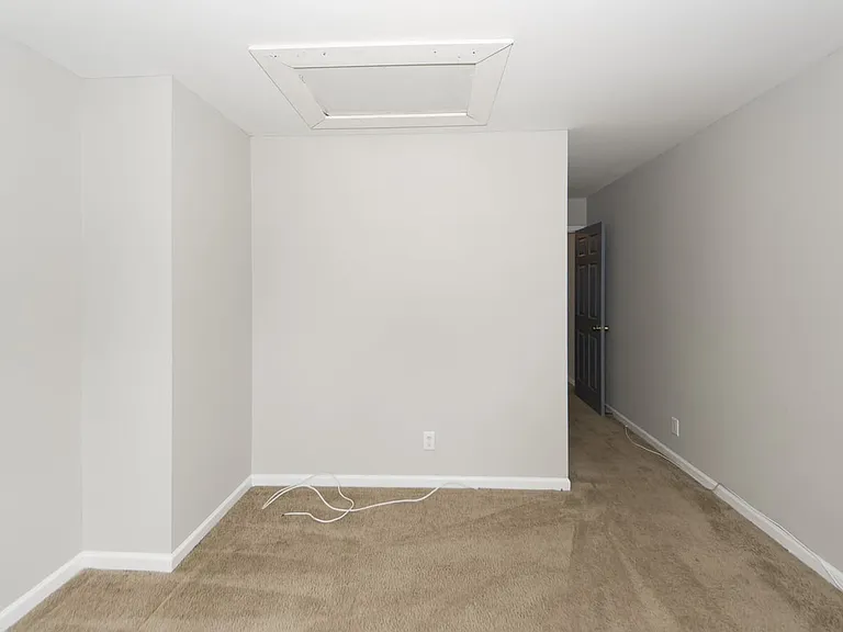 1218 Vistiana Dr — Photo 61