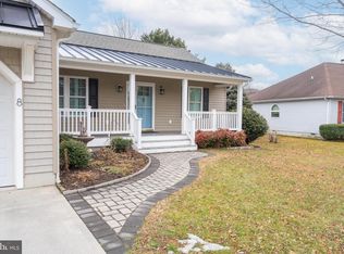 8 N Atlantic Dr, Lewes, DE 19958
