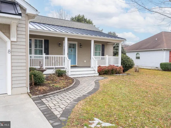 8 N Atlantic Dr, Lewes, DE 19958