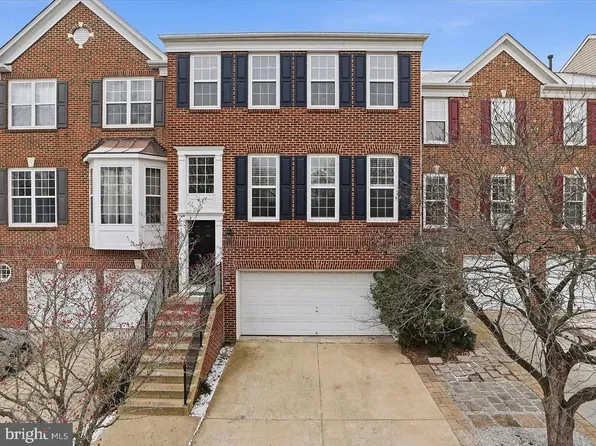 43909 Thorncroft Ter, Ashburn, VA 20148