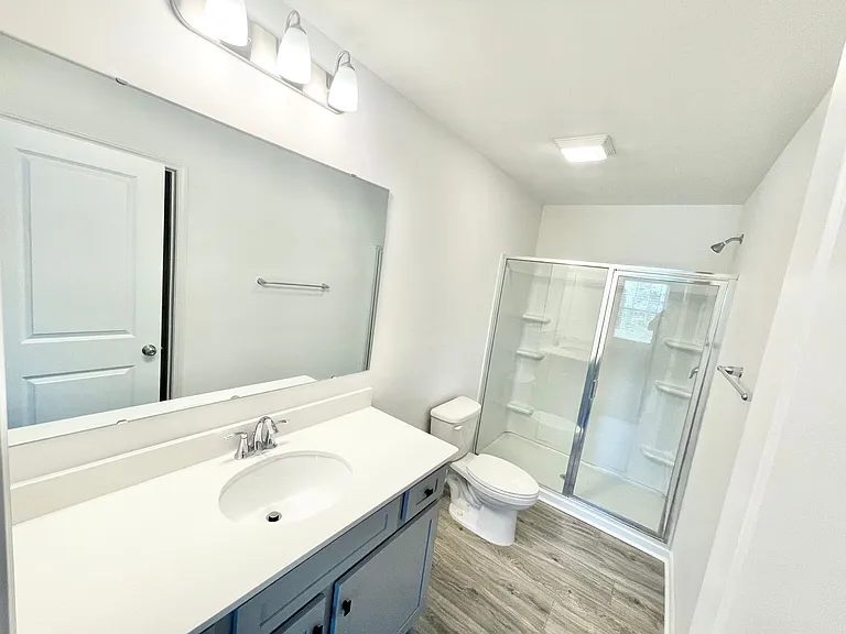 1351 Darlington Dr — Photo 9