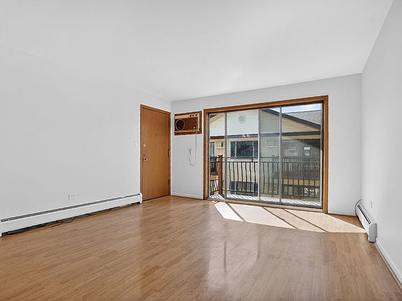 4th image of 5143 N East River Rd Unit 355D