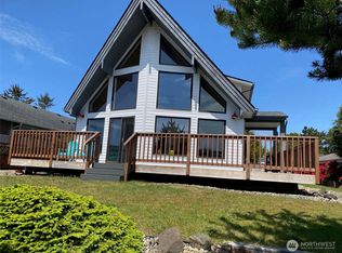 327 Cockle St SW, Ocean Shores, WA 98569