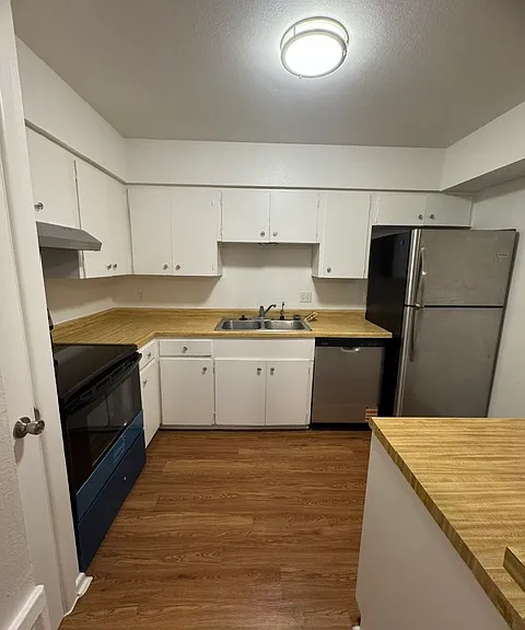235 W Silver Sands Dr #5 — Photo 2