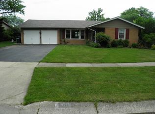 60 Grange Rd, Elk Grove Village, IL 60007