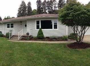 716 Cherry Ave, Big Rapids, MI 49307
