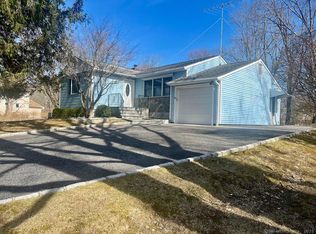 2766 Cecile Dr, Yorktown Heights, NY 10598
