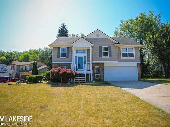 4th image of 1389 Glenview Dr