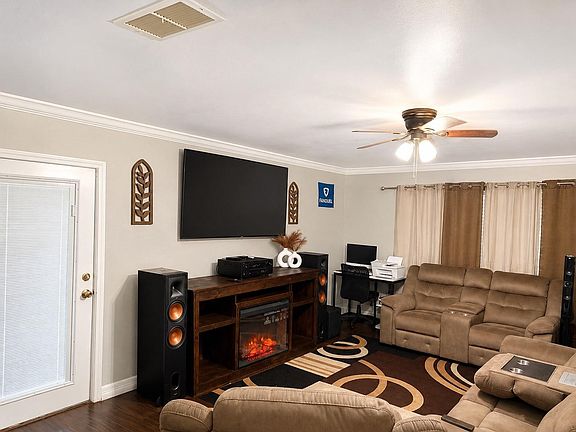 2nd image of 5241 Tartan St